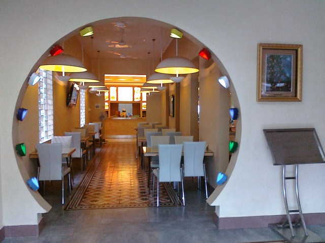 Interior Tengah Kiri