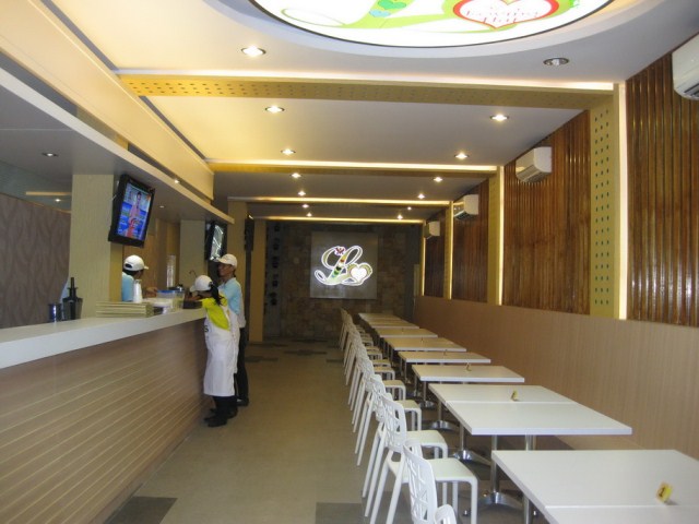 Interior Lt.1